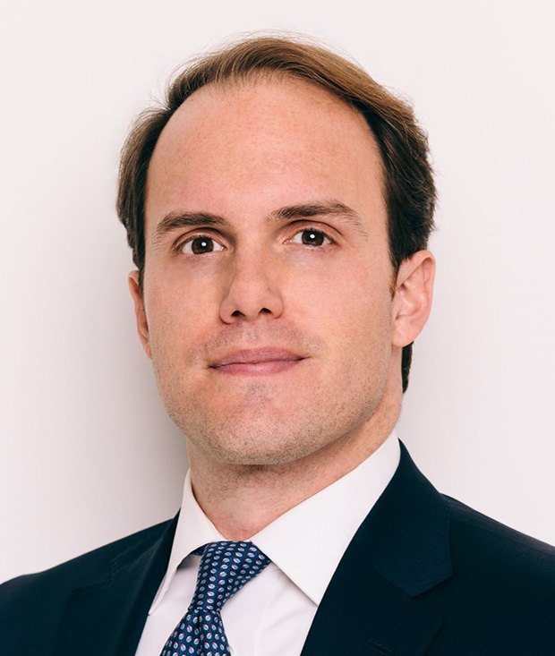 Ross T Yates portrait